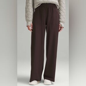 Lululemon Swift Wide-Leg Mid-Rise Pant *Full Length- Espresso/ Size 0